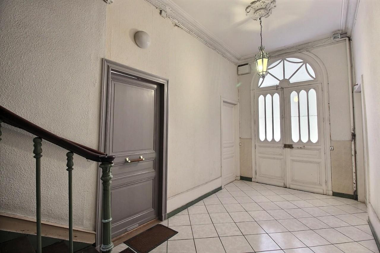 Appartement De Charme Dans Immeuble Haussmannien Perigueux Exterior photo